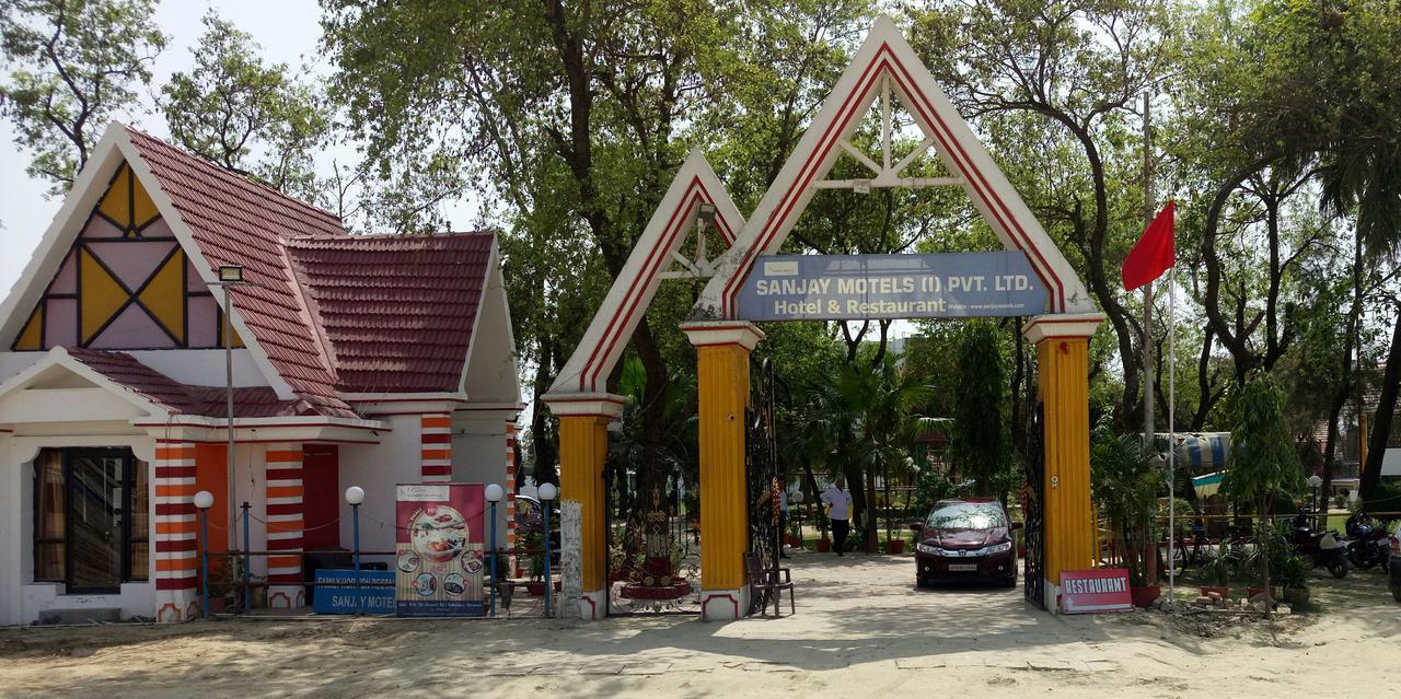 Pura Raghunāth Sanjay Motels I Pvt Ltd מראה חיצוני תמונה